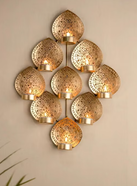 Rustic Leaf Glow: Handcrafted Iron Tealight Holder Wall Decor